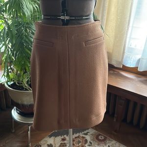 H&M tan skirt